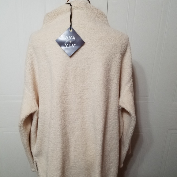Ava & Viv Turtle Neck Sherpa Sweater Size 2X - Picture 3 of 5